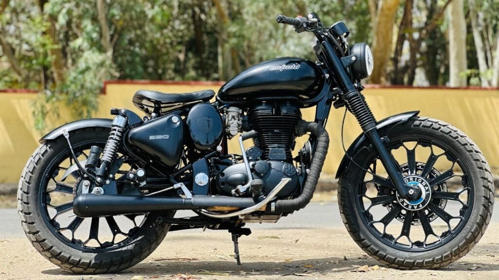 New Royal Enfield Classic 350 Bike With Classic Looks 