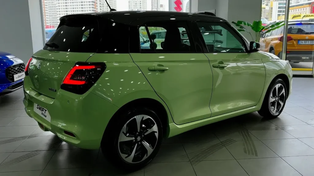 Maruti Suzuki Swift 2025 Review – Price, Performance & Everything You Need to Know! 8 2025 Suzuki Swift