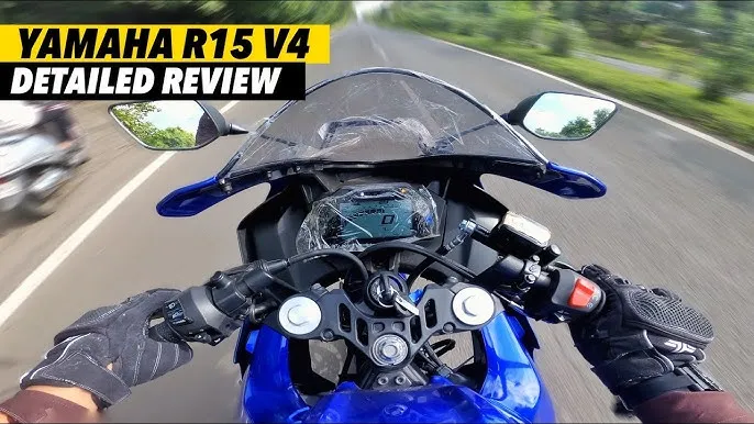 Top 4 Features of Yamaha R15 V4 That Make It Feel Like a Superbike | Performance, Design & More 5 yamaha r15 v4 m