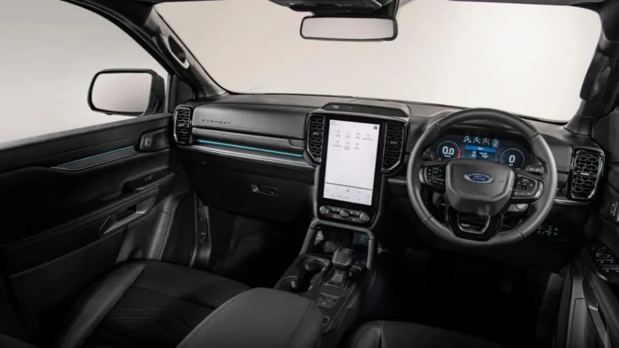 New Ford Endeavour 2025: India’s Hottest SUV – Price, Mileage & Launch Details Inside! 3 ford endeavour 2025 interior