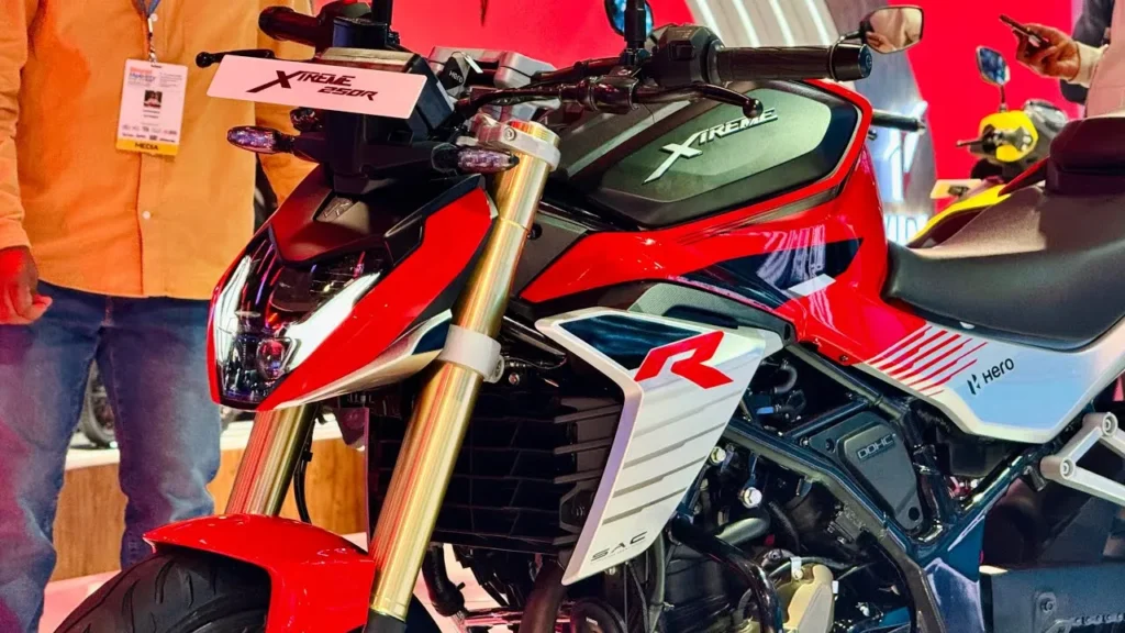 Hero Xtreme 250R: Is It Worth the Hype? Price, Mileage, Speed - Better deal than the 250 Duke? 2 Hero Xtreme 250R