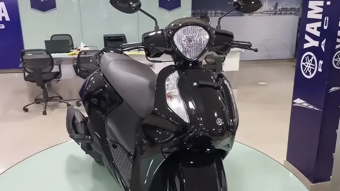 Yamaha Fascino 2025: A Stylish Scooter with Great Mileage & Advance Features 9 Yamaha Fascino 2025 Mileage