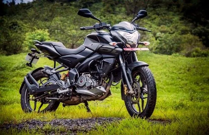 Bajaj Pulsar NS 160: The Ultimate Bike for Young Riders 5 pulsar ns 160 new model 2025