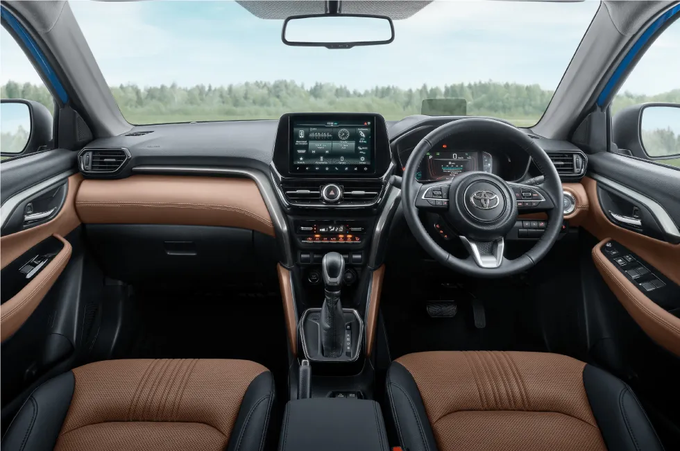 New Toyota Hyryder 2025 SUV – First Look, On-Road Price & Key Upgrades 3 toyota hyryder 2025 interior