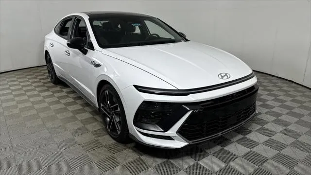2025 Hyundai Sonata: Redefining the Premium Sedan Experience in India 7 2025 Hyundai Sonata Design