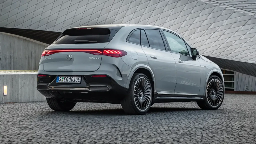 Mercedes-Benz EQE SUV 2025: A Perfect Blend of luxury, power and Advance Feature 7 Mercedes-Benz EQE SUV 2025 Exterior