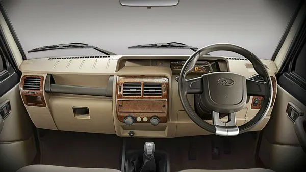 Mahindra Bolero 2025: Powerful Engine, Premium Interiors and Advance Features 10 Mahindra Bolero 2025 Interior