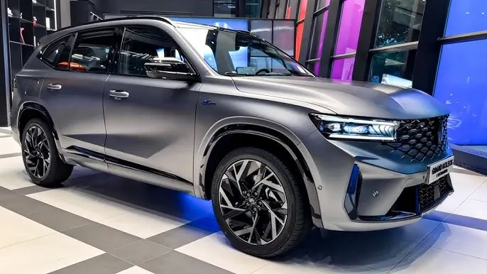 Renault Koleos Hybrid SUV Stuns with 25 kmpl Mileage and Bold New Design in 2025 8 Renault Koleos Hybrid Exterior