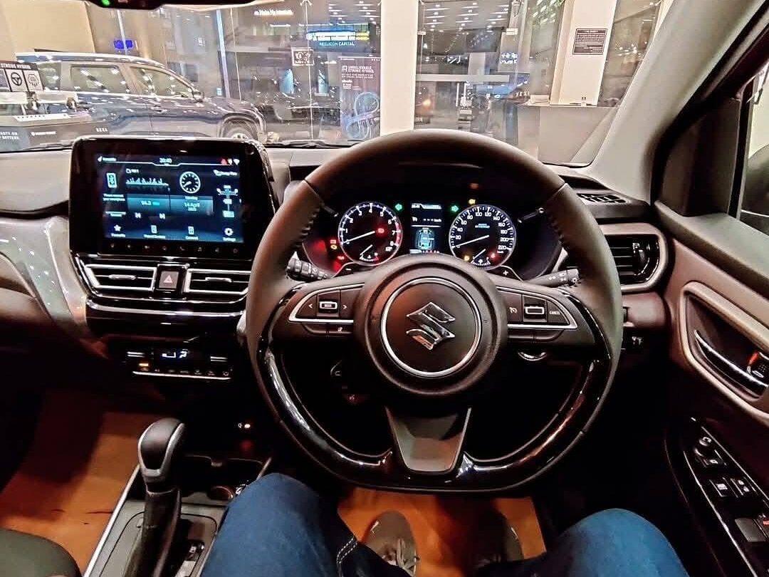Maruti Suzuki Fronx CNG: Best Middle-Class SUV with 28km/kg Mileage and Top Safety in 2025 8 maruti suzuki fronx cng interior