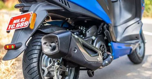 Aprilia SXR 160 2025 Review: Premium Design, Powerful 160cc Engine, 40 kmpl Mileage! 6 Aprilia SXR 160 2025 Mileage