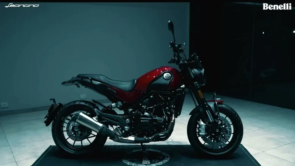 Benelli Leoncino 500 Mileage